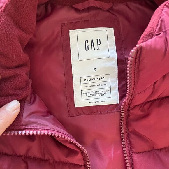 Gap Cold Control Vest  - Picture 10 of 10